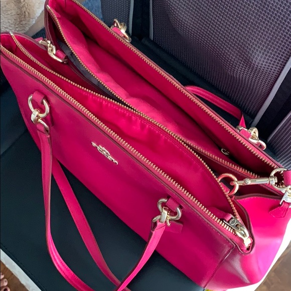 Christie Carryall Handbag Purse Leather Pink. - Picture 2 of 3